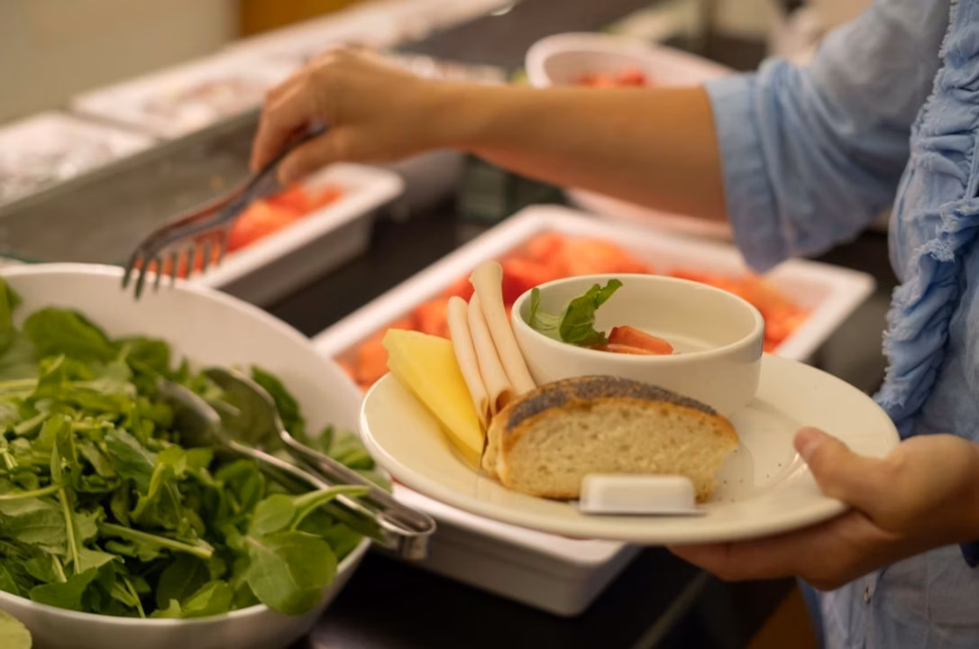 Nouvelles modalités pour le versement de l’aide financière destinée aux repas des étudiants