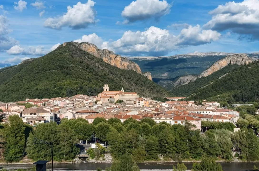 Foix : Ne manquez pas le vide-greniers de l’USF ce dimanche !